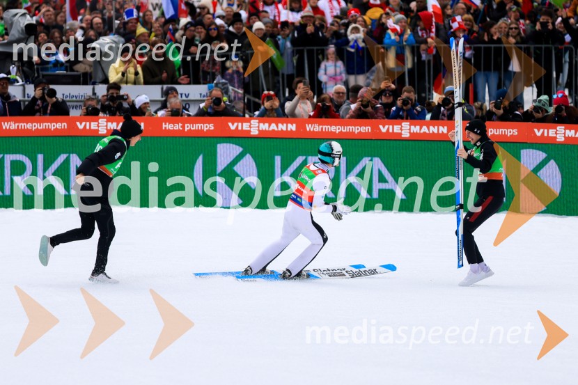  Domen Prevc, smučarski skakalecDomen Prevc do rekorda, Anže Lanišek do zmage, Planica 2025, nedelja