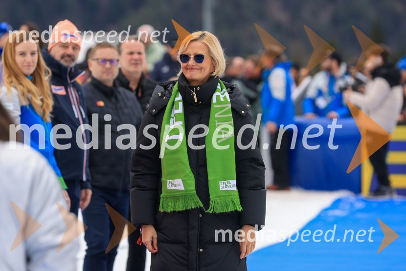  ... ;  ... ;  Lucija  Ćirović, stand up komičarka;  ... ;  Marta Bulhak, direktorica Pivovarna Laško UnionDomen Prevc do rekorda, Anže Lanišek do zmage, Planica 2025, nedelja