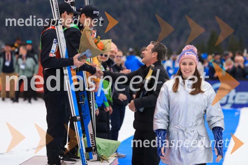  Domen Prevc, smučarski skakalec;  Anže Lanišek, smučarski skakalecDomen Prevc do rekorda, Anže Lanišek do zmage, Planica 2025, nedelja