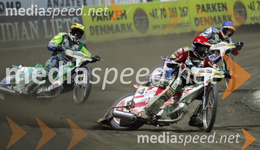 Antonio Lindbaeck (Švedska) - levo in Leigh Adams (Avstralija) - spredaj
SPEEDWAY, VN Evrope 2005