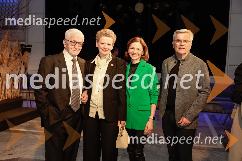 dr. Peter  Čeferin, pravnik, pisatelj;  Rija Čič; dr. Maja Zalaznik, nekdanja ministrica za izobraževanje, znanost in šport;  Aleksander  Zalaznik, generalni direktor Danfoss Trata, nekdanji predsednik Združenja ManagerOtvoritev razstave Nicka Brandta, Napočil bo dan