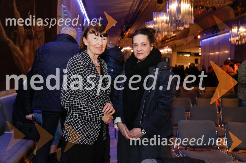 prof. dr. Lučka Kajfež Bogataj, klimatologinja, profesorica na Biotehniški fakulteti v Ljubljani;  Tatjana Ažman, dramaturginjaOtvoritev razstave Nicka Brandta, Napočil bo dan