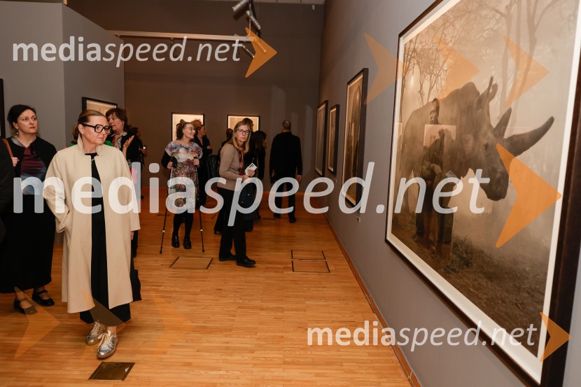 Otvoritev razstave Nicka Brandta, Napočil bo dan