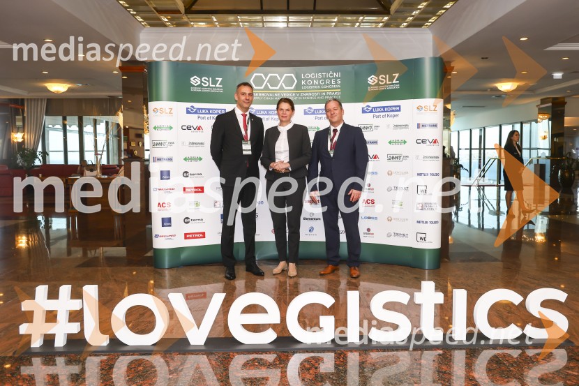 Robert  Sever, GZS, Združenje za promet; mag. Alenka Bratušek, Ministrica za infrastrukturo;  Igor  Žula, predsednik Slovenskega logističnega združenja 12. mednarodni logistični kongres v Portorožu