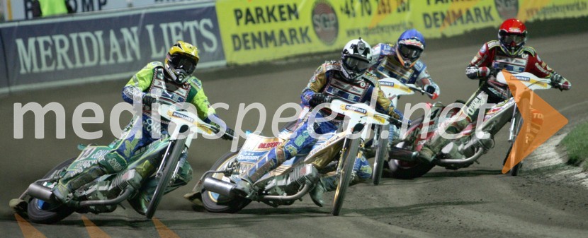 Od leve: Antonio Lindbaeck (Švedska), Tony Rickardsson (Švedska), Jason Crump in Leigh Adams (oba Avstralija)SPEEDWAY, VN Evrope 2005