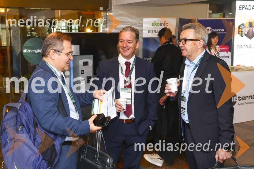  ... ;  Igor  Žula, predsednik Slovenskega logističnega združenja ;  ... 12. mednarodni logistični kongres v Portorožu