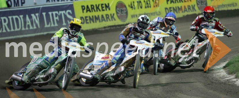Od leve: Antonio Lindbaeck (Švedska), Tony Rickardsson (Švedska), Jason Crump in Leigh Adams (oba Avstralija)SPEEDWAY, VN Evrope 2005