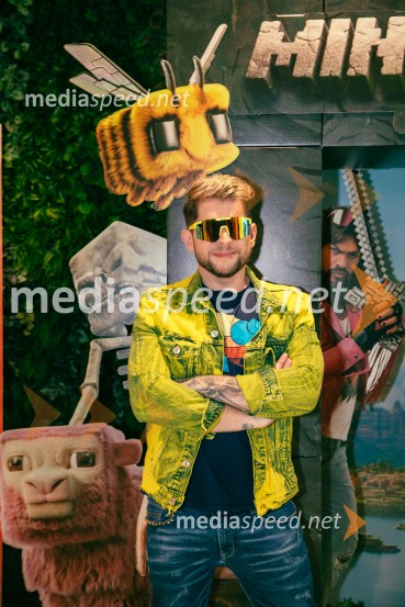  Klemen Bunderla, radijski voditelj, radio AktualMinecraft: Film, premiera v Cineplexx Ljubljana