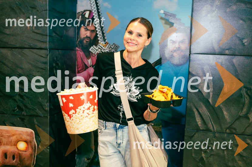  Teja  Jugovic, spletna vplivnica, Cool mamacitaMinecraft: Film, premiera v Cineplexx Ljubljana