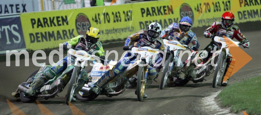 Od leve: Antonio Lindbaeck (Švedska), Tony Rickardsson (Švedska), Jason Crump in Leigh Adams (oba Avstralija)SPEEDWAY, VN Evrope 2005