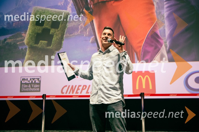  Klemen Bučan, radijski voditelj, stand-up komik, DJMinecraft: Film, premiera v Cineplexx Ljubljana