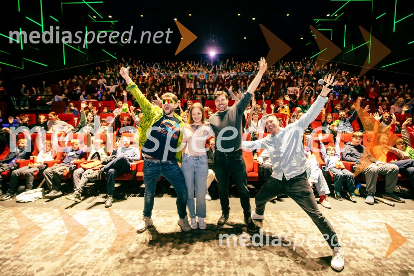  Klemen Bunderla, radijski voditelj, radio Aktual;  Živa Medved;  Mirko Medved, sinhronizator;  Klemen Bučan, radijski voditelj, stand-up komik, DJMinecraft: Film, premiera v Cineplexx Ljubljana