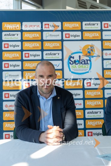  Uroš Zupan, direktor, Smučarska zveza Slovenije Šolar na smuči, novinarska konferenca