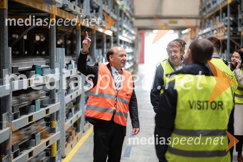  Marjan Bezjak,  F.A. Maik d.o.o.Ogled inovativnega logističnega centra F.A. Maik