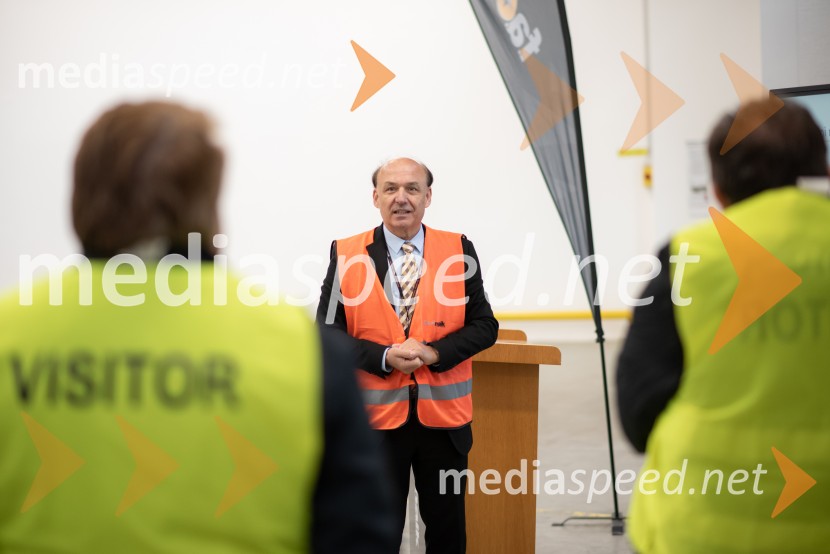  Marjan Bezjak,  F.A. Maik d.o.o.Ogled inovativnega logističnega centra F.A. Maik