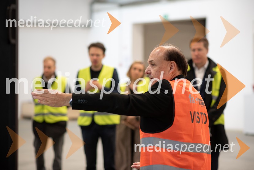  Marjan Bezjak,  F.A. Maik d.o.o.Ogled inovativnega logističnega centra F.A. Maik