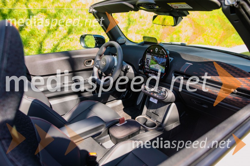 BMW serije 2 Gran Coupé & MINI Cabrio, predstavitev