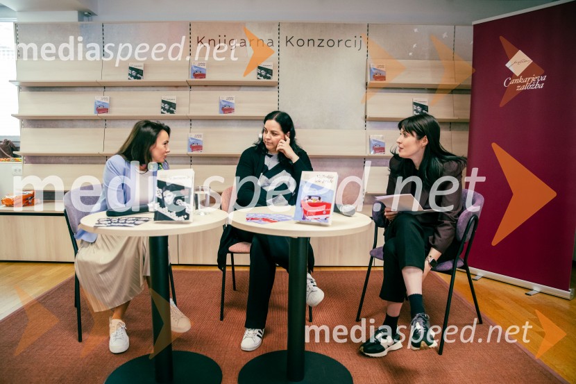  Suzana Zagorc, pisateljica;  Petra Julia Ujawe, novinarka;  Lara Paukovič, pisateljicaPredstavitev novosti v zbirki Razmerja