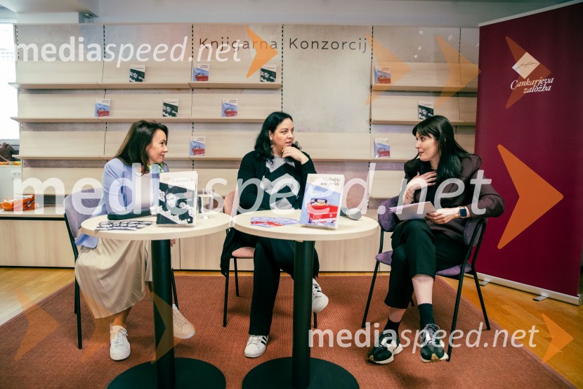  Suzana Zagorc, pisateljica;  Petra Julia Ujawe, novinarka;  Lara Paukovič, pisateljicaPredstavitev novosti v zbirki Razmerja