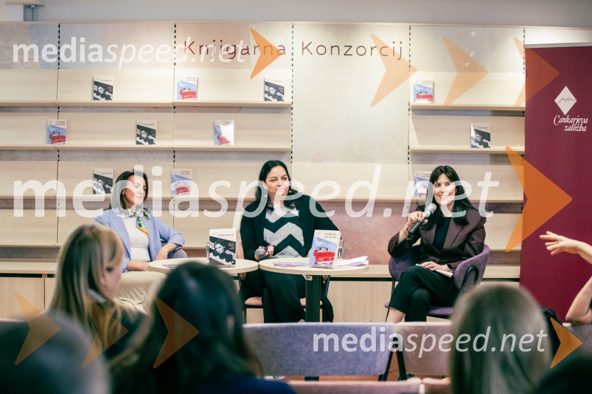  Suzana Zagorc, pisateljica;  Petra Julia Ujawe, novinarka;  Lara Paukovič, pisateljicaPredstavitev novosti v zbirki Razmerja