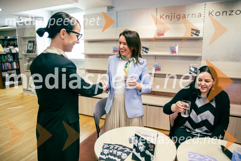  ... ;  Suzana Zagorc, pisateljica;  Petra Julia Ujawe, novinarkaPredstavitev novosti v zbirki Razmerja