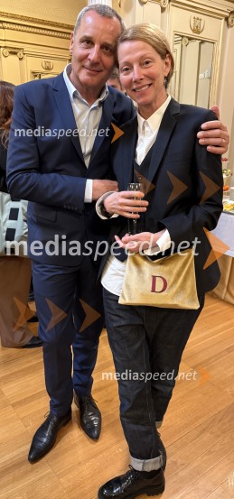  Danilo Rošker, direktor SNG Maribor;  Nataša Matjašec Rošker, igralkaPeer Gynt, premiera Clugovega baleta v milanski Scali