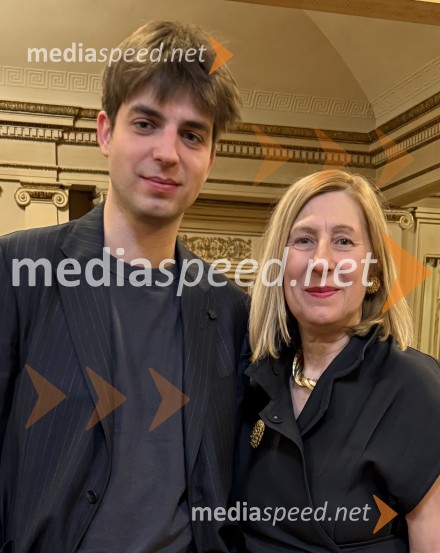  ... ;  Andreja JapeljPeer Gynt, premiera Clugovega baleta v milanski Scali