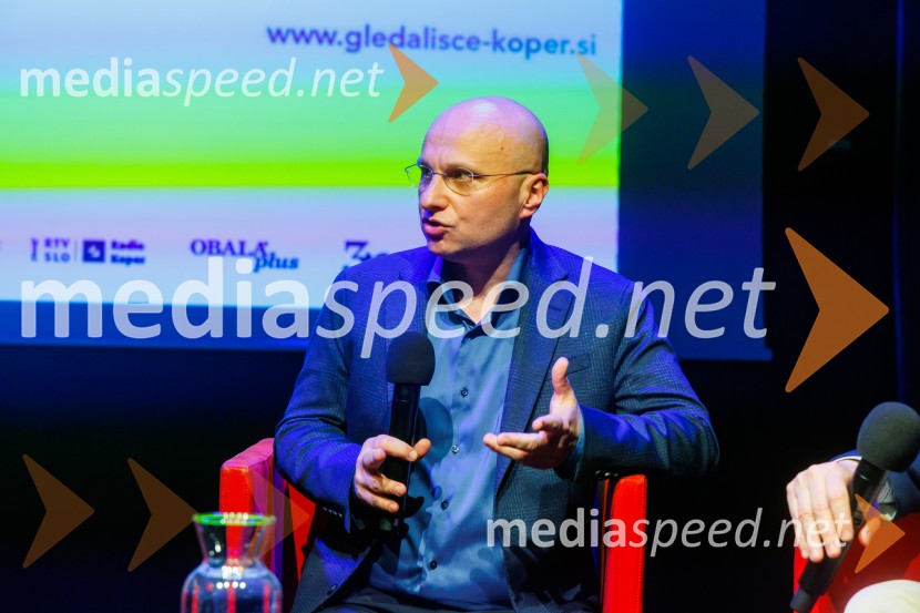 prof. dr. Kozmo Ahačič, jezikoslovec in literarni zgodovinarČetrt stoletja Gledališča Koper