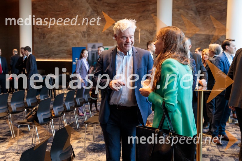  Mark Richards, član nadzornega sveta, NLB;  ... Čaj z razlogom: Krepitev kapitalskih trgov s pomočjo trajnostne pokojninske reforme