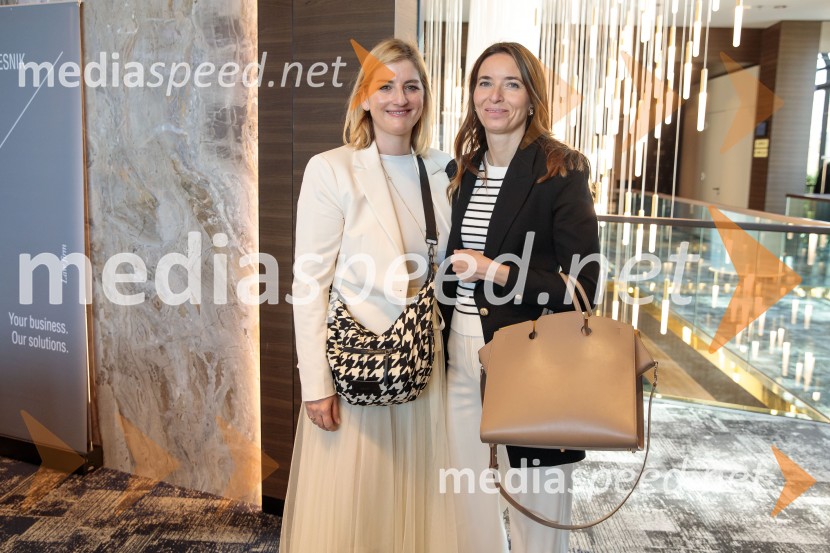 Čaj z razlogom: Krepitev kapitalskih trgov s pomočjo trajnostne pokojninske reforme