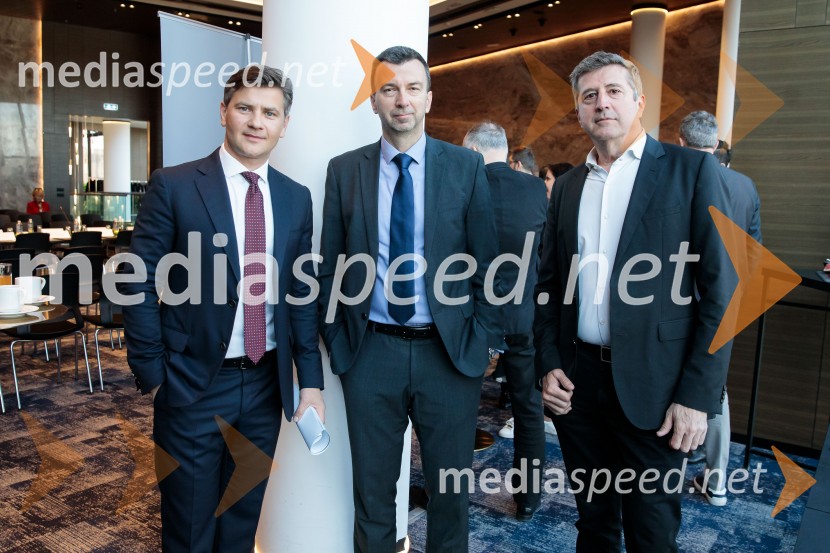  Gregor Pajek, partner, odvetniška pisarna Rojs, Peljhan, Prelesnik & partnerji;  ... ;  ... Čaj z razlogom: Krepitev kapitalskih trgov s pomočjo trajnostne pokojninske reforme