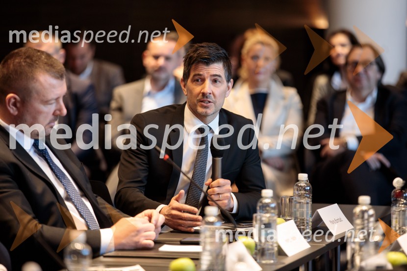  Marko Bombač,  predsednik uprave, Ljubljanska borzaČaj z razlogom: Krepitev kapitalskih trgov s pomočjo trajnostne pokojninske reforme