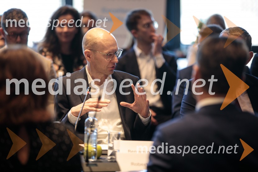  Benjamin Jošar,  predsednik uprave družbe Triglav SkladiČaj z razlogom: Krepitev kapitalskih trgov s pomočjo trajnostne pokojninske reforme