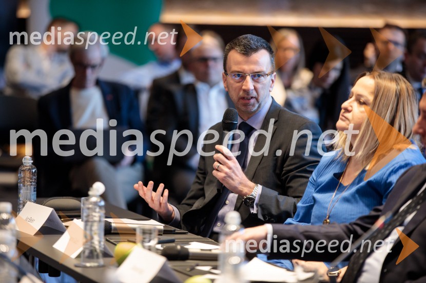  Ivo Balen, svetovalec uprave, Allianz ZBČaj z razlogom: Krepitev kapitalskih trgov s pomočjo trajnostne pokojninske reforme