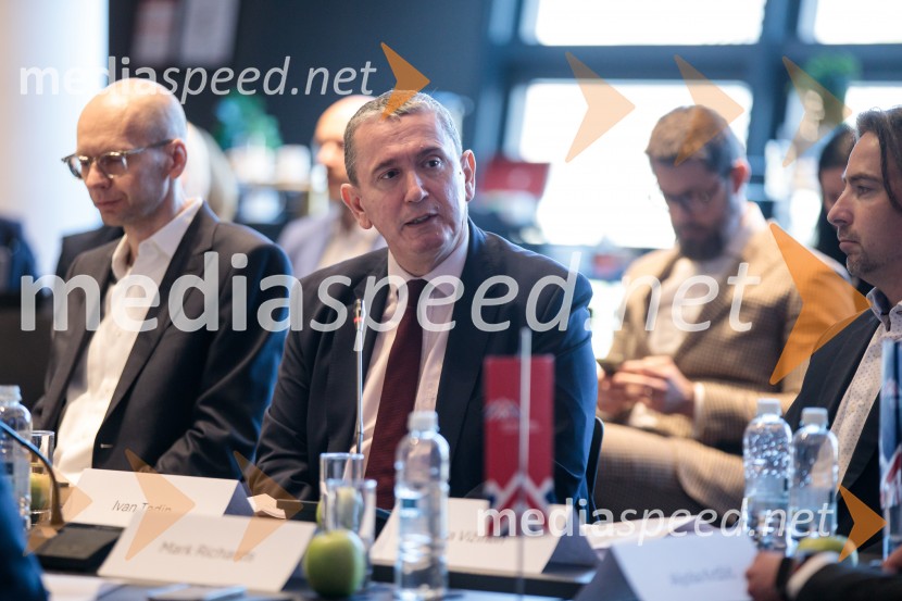  Ivan Tadin, predsednik uprave, HITA-VRIJEDNOSNICEČaj z razlogom: Krepitev kapitalskih trgov s pomočjo trajnostne pokojninske reforme