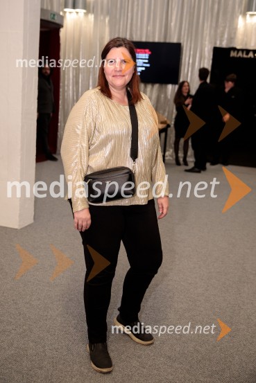  Teja Pelko, novinarkaTramvaj Poželenje, premiera v SNG Drama Ljubljana