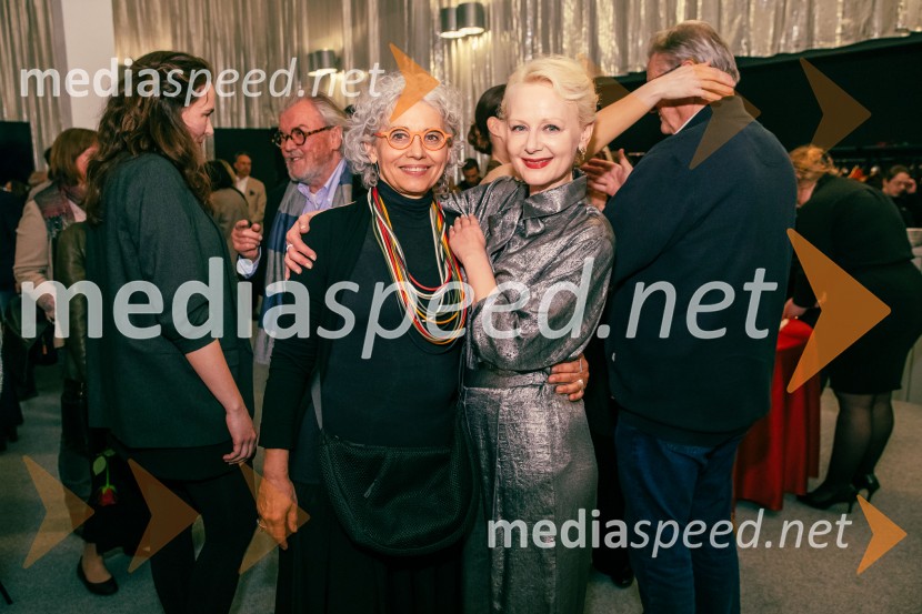  Alja Predan, selektorica, Teden slovenske drame;  Polona  Juh, igralkaTramvaj Poželenje, premiera v SNG Drama Ljubljana