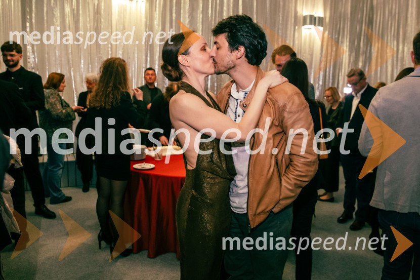  Iva Babić, igralka;  Ivan Čuić, hrvaški gledališki in filmski igralecTramvaj Poželenje, premiera v SNG Drama Ljubljana