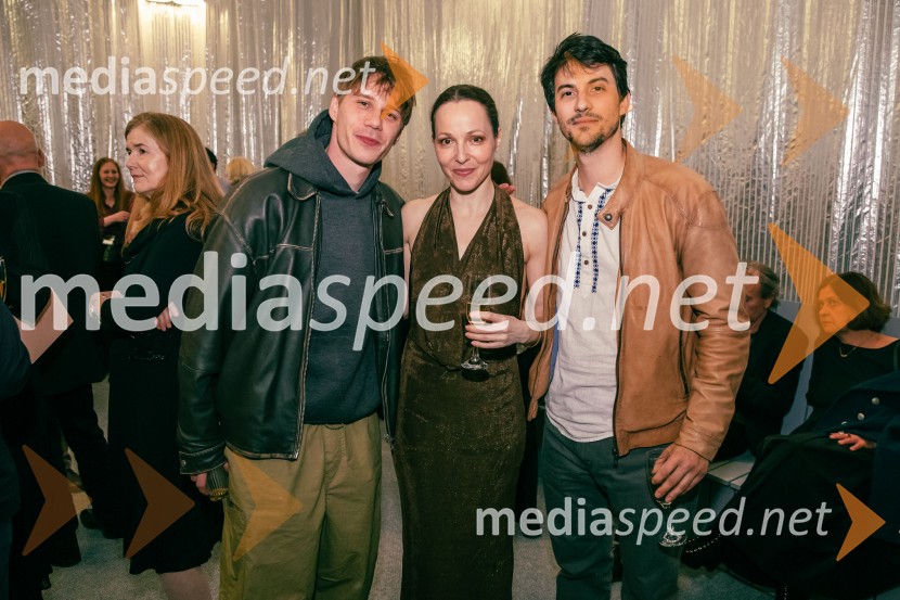  Timon Šturbej, igralec;  Iva Babić, igralka;  Ivan Čuić, hrvaški gledališki in filmski igralecTramvaj Poželenje, premiera v SNG Drama Ljubljana