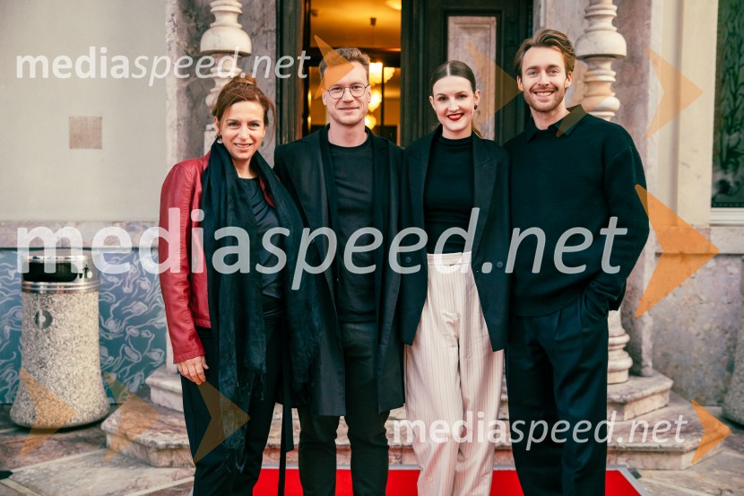  Barbara Medvešček, igralka;  Žan Brelih Hatunić, igralec;  Lucija Harum, igralka, pevka;  Luka Bokšan, igralec55. Teden slovenske drame, sklepna slovesnost s podelitvijo nagrad