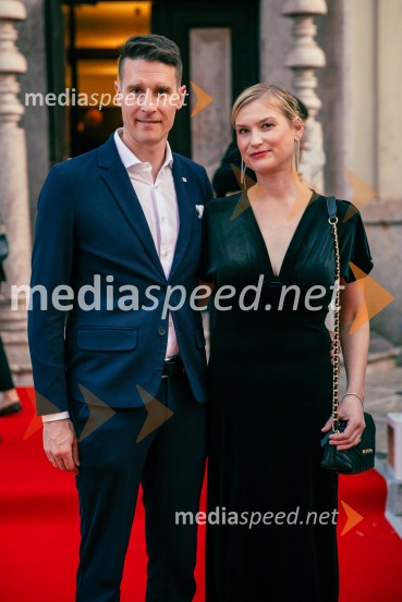  Janez Černe, podžupan Mestne občine Kranj;  Ana Černe55. Teden slovenske drame, sklepna slovesnost s podelitvijo nagrad