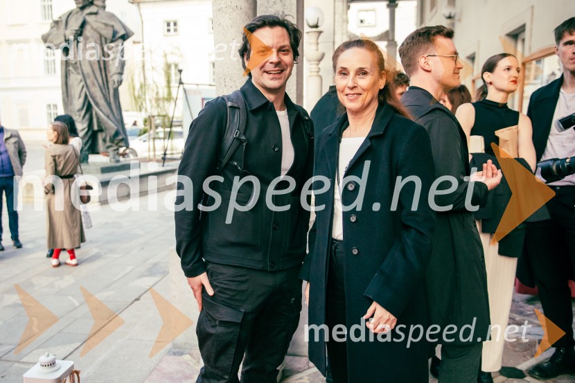  Tibor Hrs Pandur, pesnik, dramaturg in prevajalec;  Lučka Počkaj, igralka55. Teden slovenske drame, sklepna slovesnost s podelitvijo nagrad