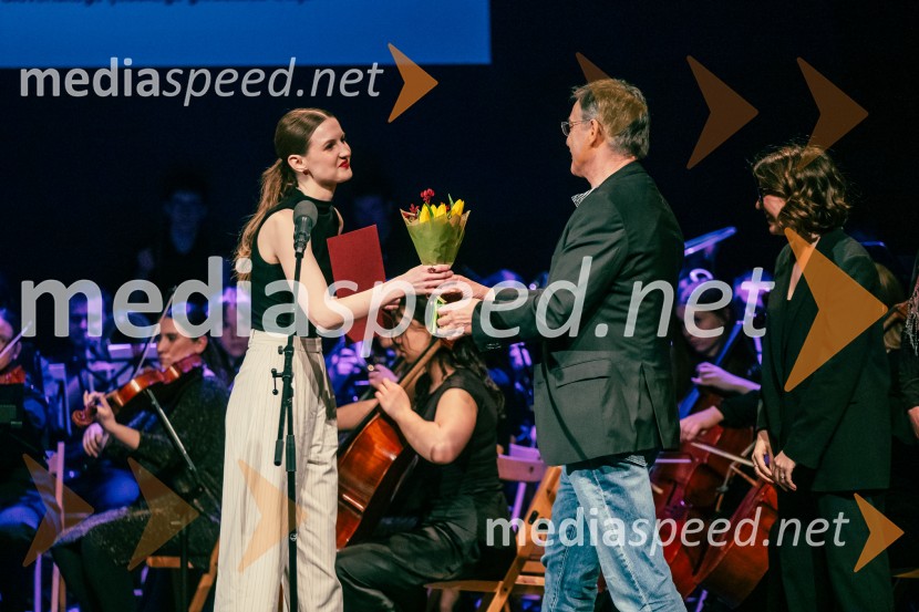  Lucija Harum, igralka, pevka;   Igor  Samobor, igralec55. Teden slovenske drame, sklepna slovesnost s podelitvijo nagrad