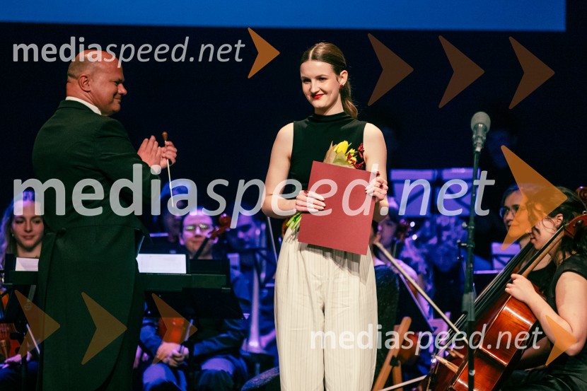  Lucija Harum, igralka, pevka55. Teden slovenske drame, sklepna slovesnost s podelitvijo nagrad