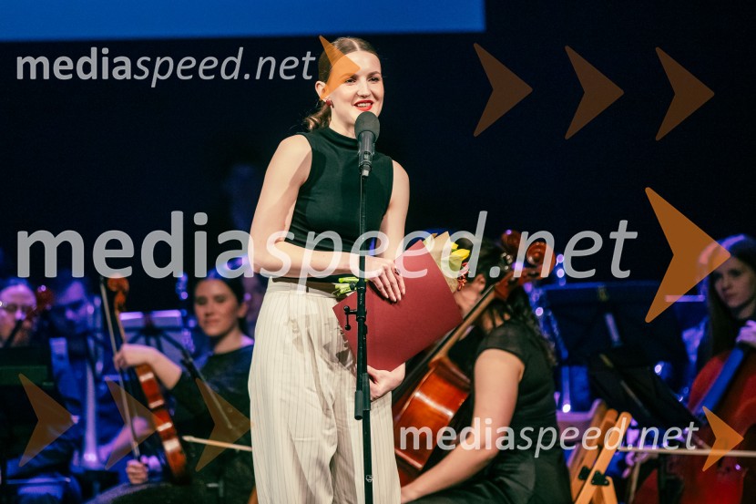  Lucija Harum, igralka, pevka55. Teden slovenske drame, sklepna slovesnost s podelitvijo nagrad