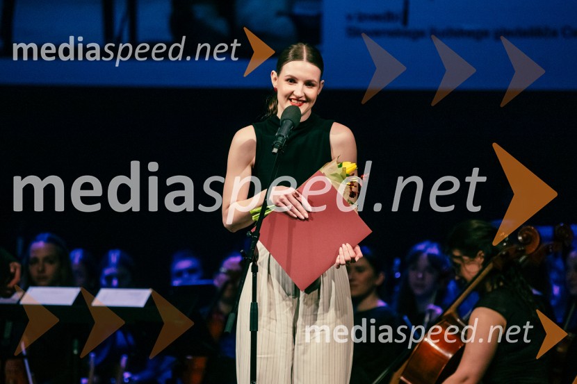  Lucija Harum, igralka, pevka55. Teden slovenske drame, sklepna slovesnost s podelitvijo nagrad