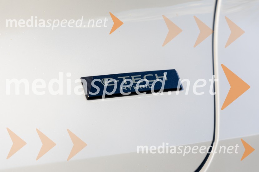RENAULT CAPTUR Techno E-Tech full hybrid 145
