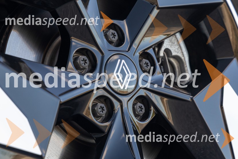 RENAULT CAPTUR Techno E-Tech full hybrid 145