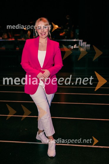  Tjaša  Platovšek, voditeljica in urednica, RTV SLOTradicionalni koncert MGL&AGRFT v Kino Šiška