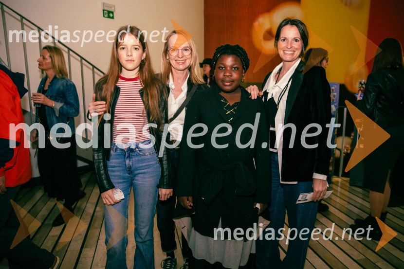  Ronja Horvat Dolinar;  Bernarda Oman, igralka;  Nana Ama Horvat Dolinar;  Ana Horvat Dolinar, igralkaTradicionalni koncert MGL&AGRFT v Kino Šiška